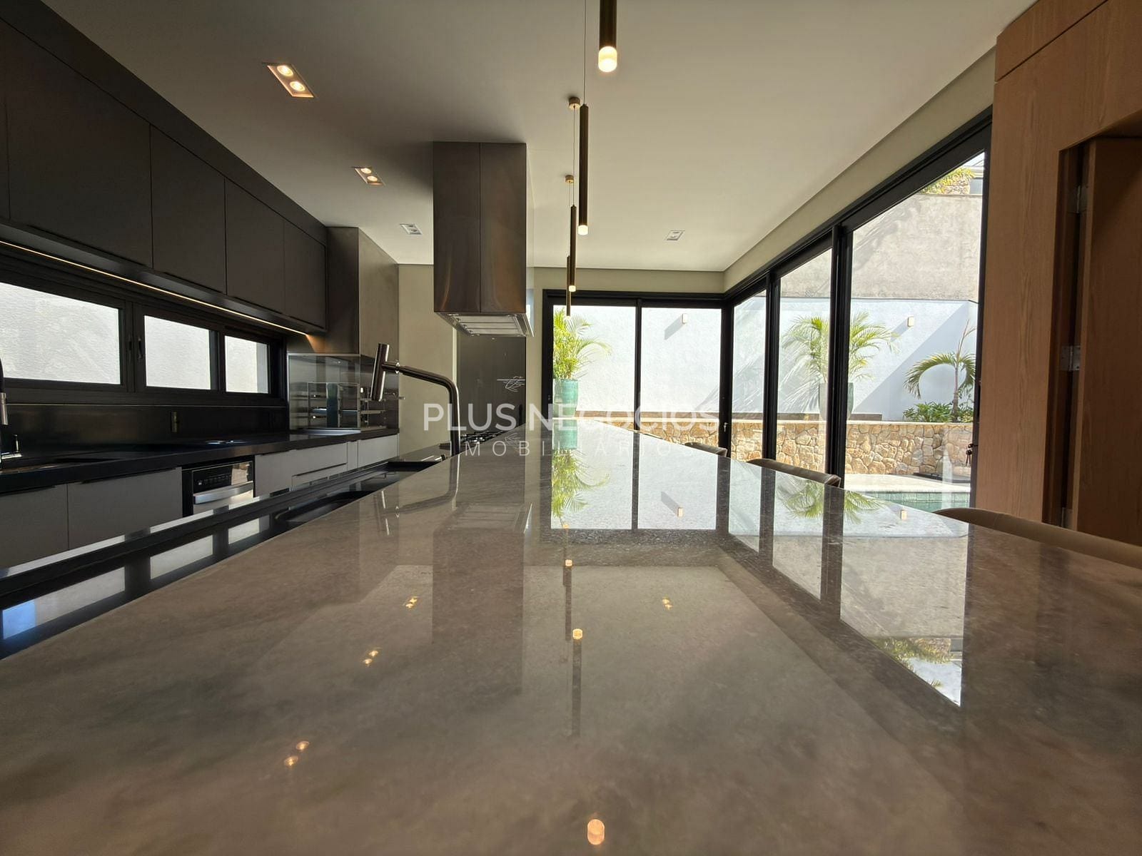 Casa, 4 quartos, 326 m² - Foto 19