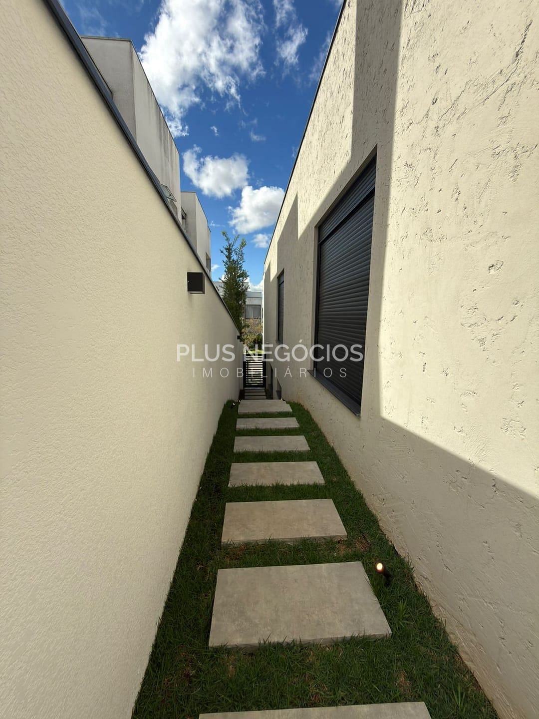 Casa, 4 quartos, 326 m² - Foto 23