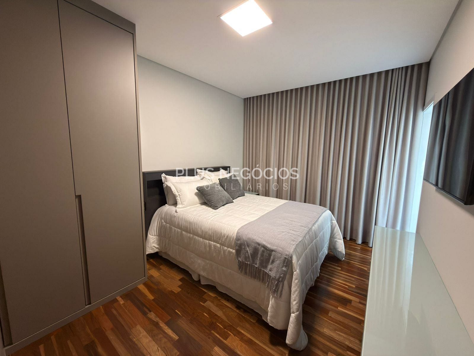 Casa, 4 quartos, 326 m² - Foto 40