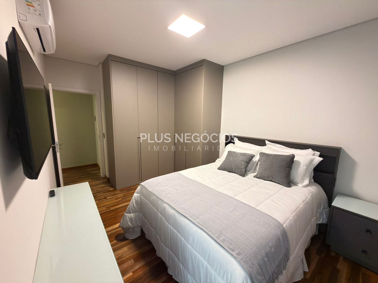 Casa, 4 quartos, 326 m² - Foto 44