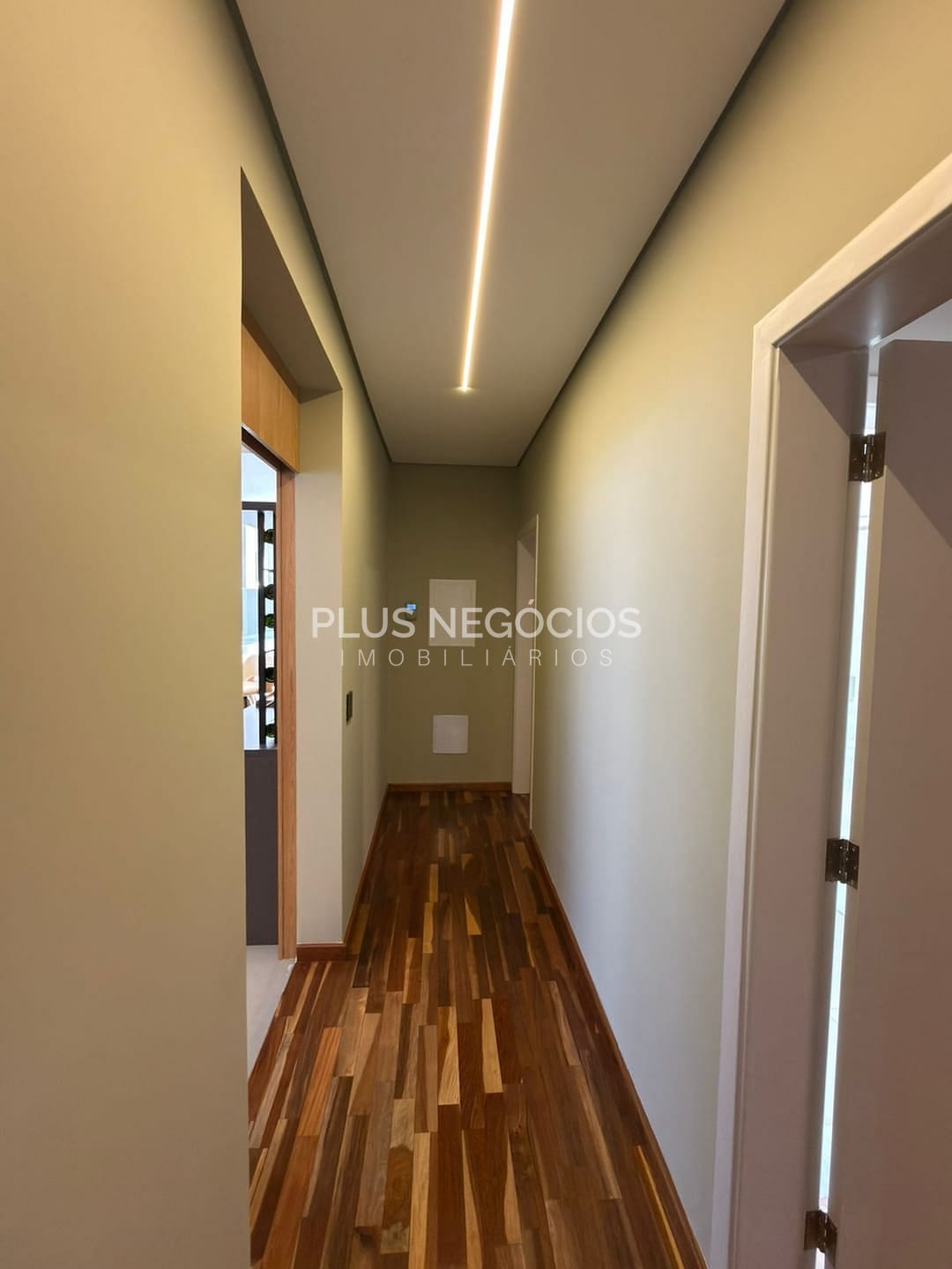 Casa, 4 quartos, 326 m² - Foto 46