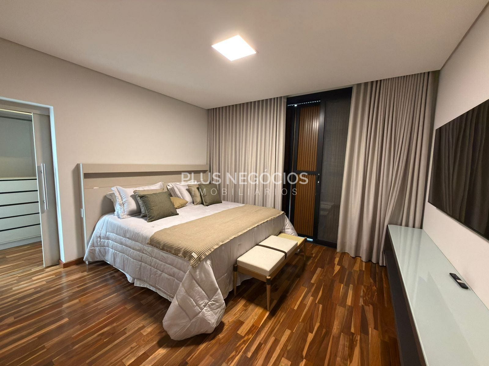 Casa, 4 quartos, 326 m² - Foto 54