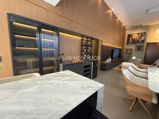 Casa com 405m² 4 quartos e 5 banheiros, à venda, no bairro Alphaville Nova Esplanada em Votorantim