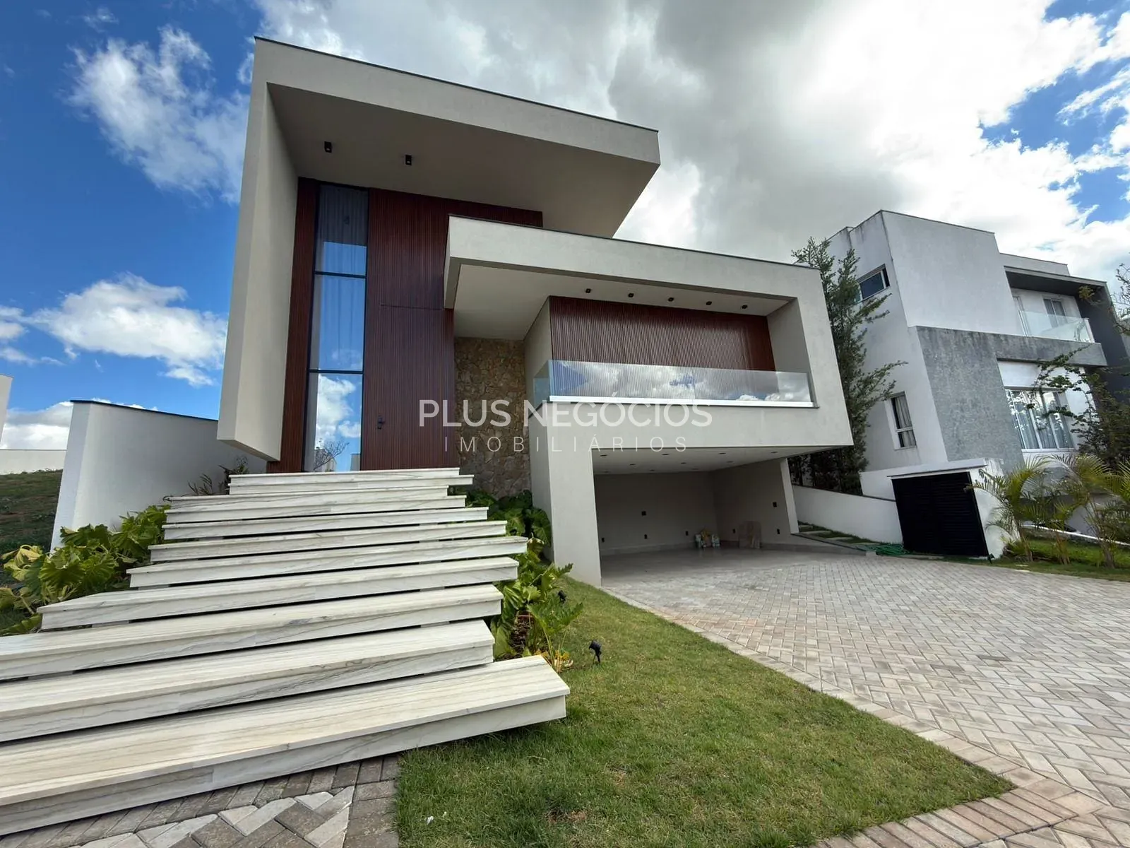Casa, 4 quartos, 326 m² - Foto 2