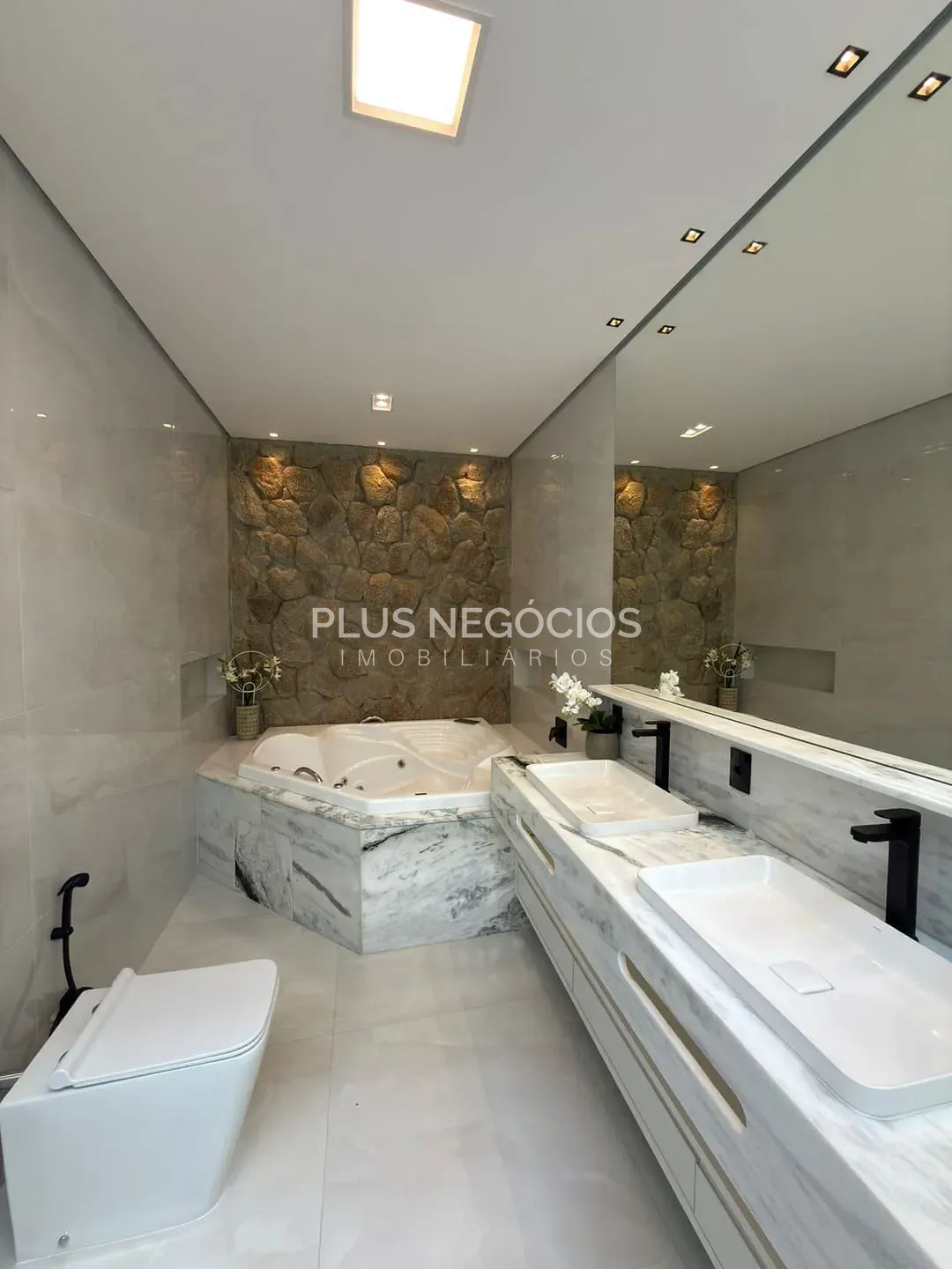 Casa, 4 quartos, 326 m² - Foto 50