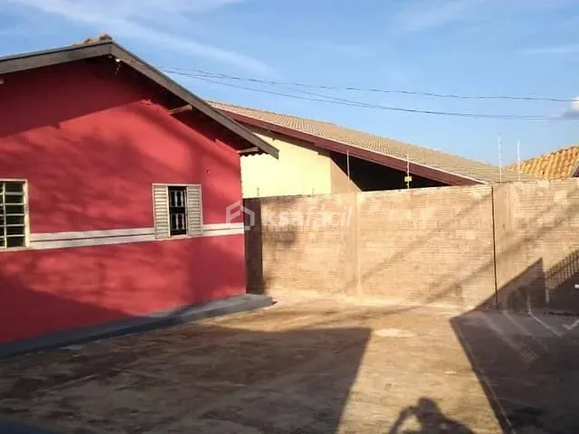 Casa 2 quartos e 1 banheiro, à venda ou para alugar, no bairro Vila Nasser em Campo Grande