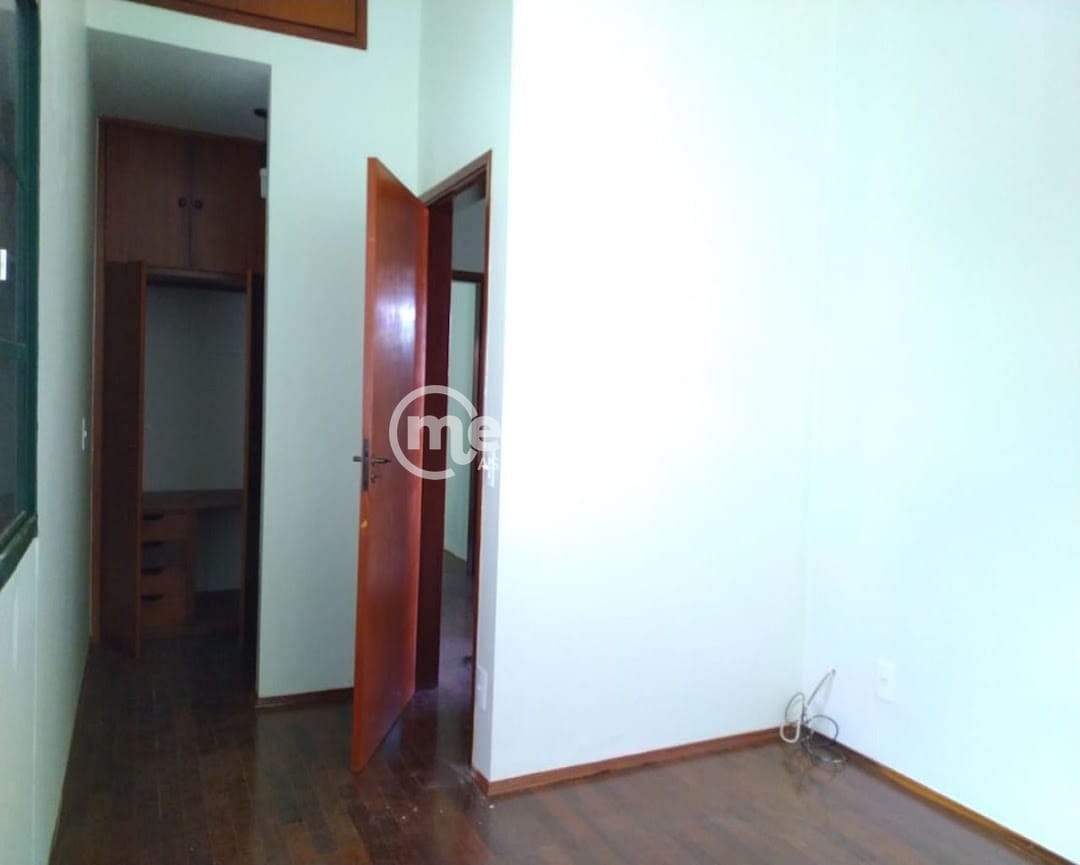 Casa, 4 quartos, 350 m² - Foto 10