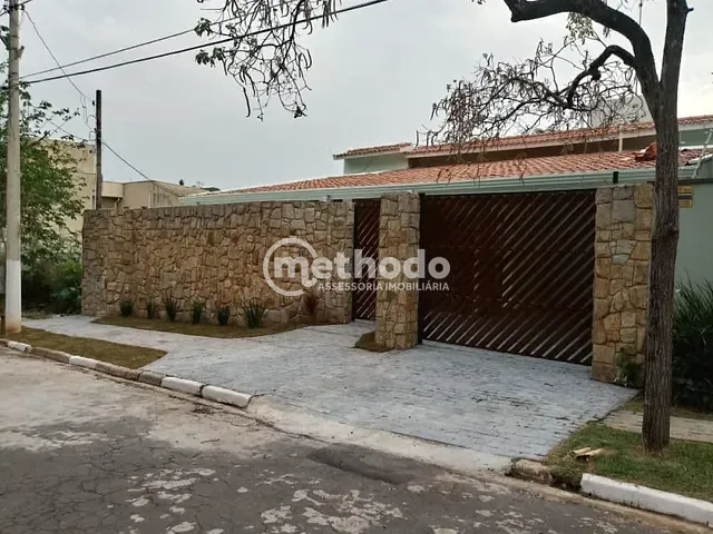 Casa com 300m² 4 quartos e 4 banheiros, à venda, no bairro Jardim das Paineiras em Campinas