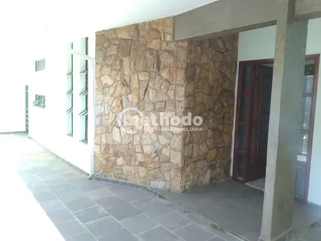 Casa com 300m² 4 quartos e 4 banheiros, à venda, no bairro Jardim das Paineiras em Campinas