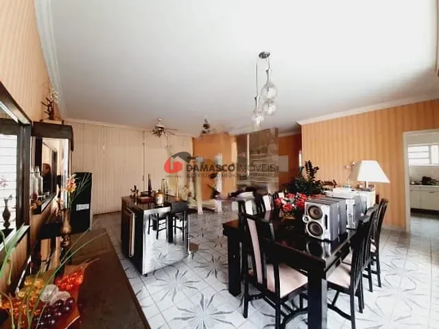 Casa com 560m² 4 quartos e 4 banheiros, para alugar, no bairro Barcelona em São Caetano do Sul