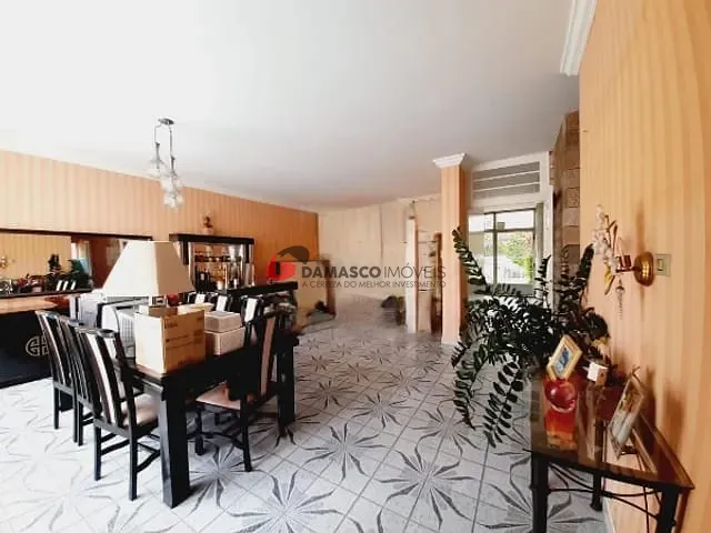 Casa com 560m² 4 quartos e 4 banheiros, para alugar, no bairro Barcelona em São Caetano do Sul