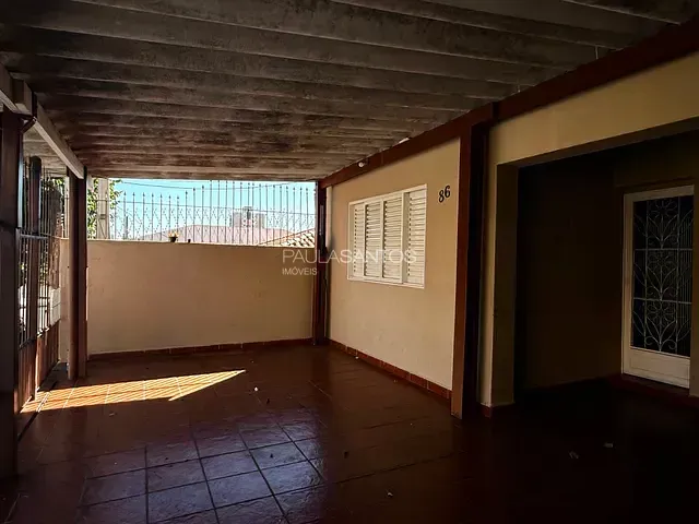 Casa 4 quartos e 2 banheiros, à venda, no bairro Vila Augusta em Sorocaba