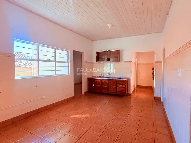 Casa 4 quartos e 2 banheiros, à venda, no bairro Vila Augusta em Sorocaba
