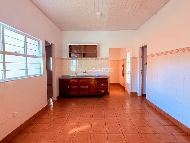 Casa 4 quartos e 2 banheiros, à venda, no bairro Vila Augusta em Sorocaba