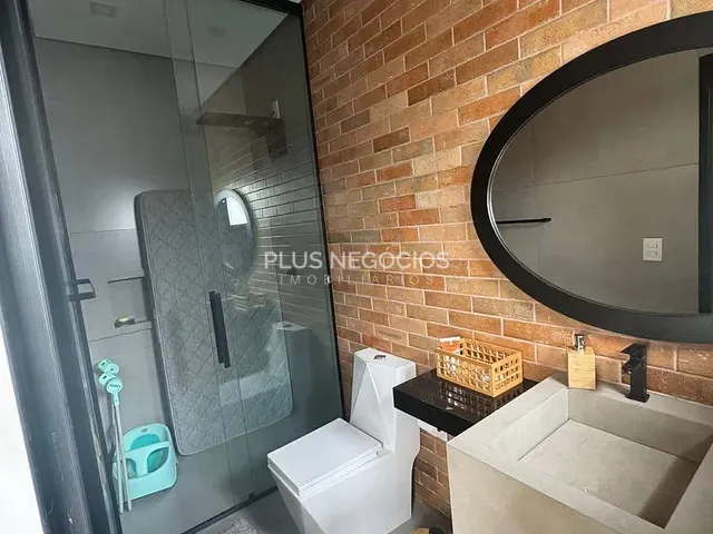 Casa com 275m² 3 quartos e 5 banheiros, à venda ou para alugar, no bairro Morros em Sorocaba