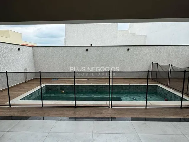 Casa com 275m² 3 quartos e 5 banheiros, à venda ou para alugar, no bairro Morros em Sorocaba