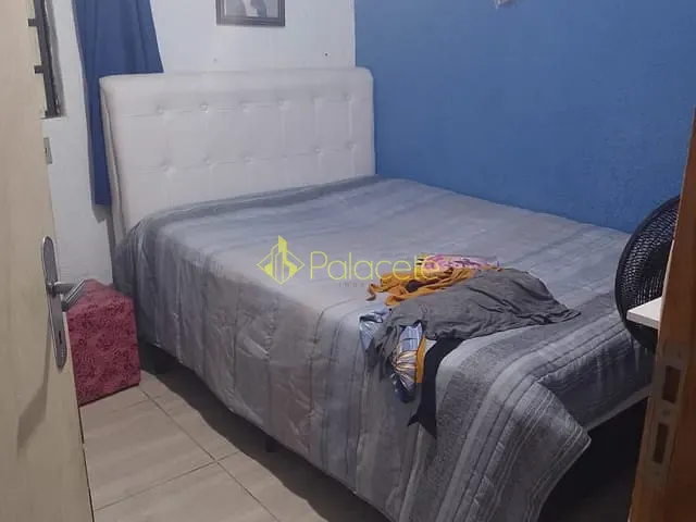 Casa à venda, no bairro Centro em Potim