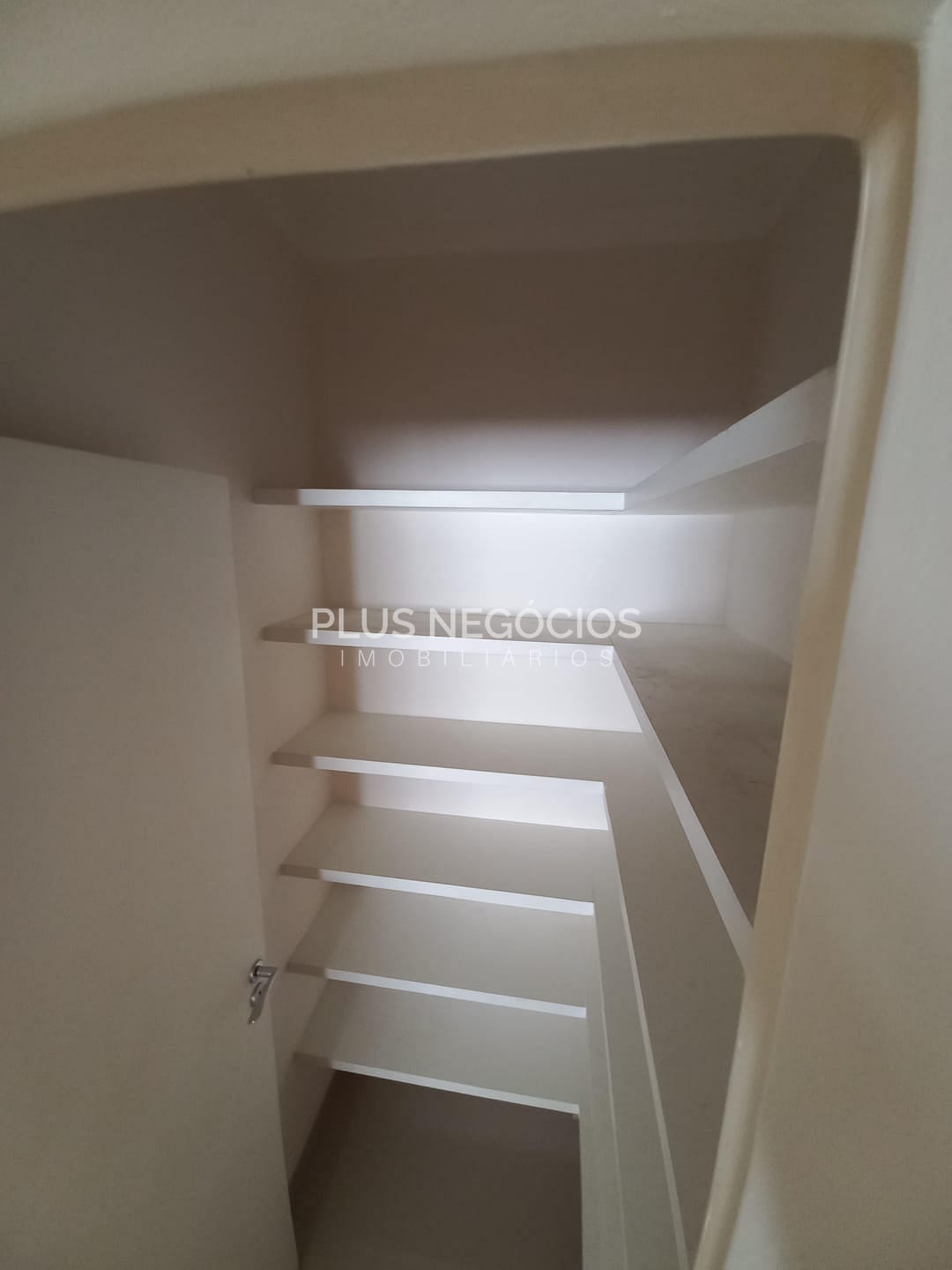 Casa, 3 quartos, 244 m² - Foto 4