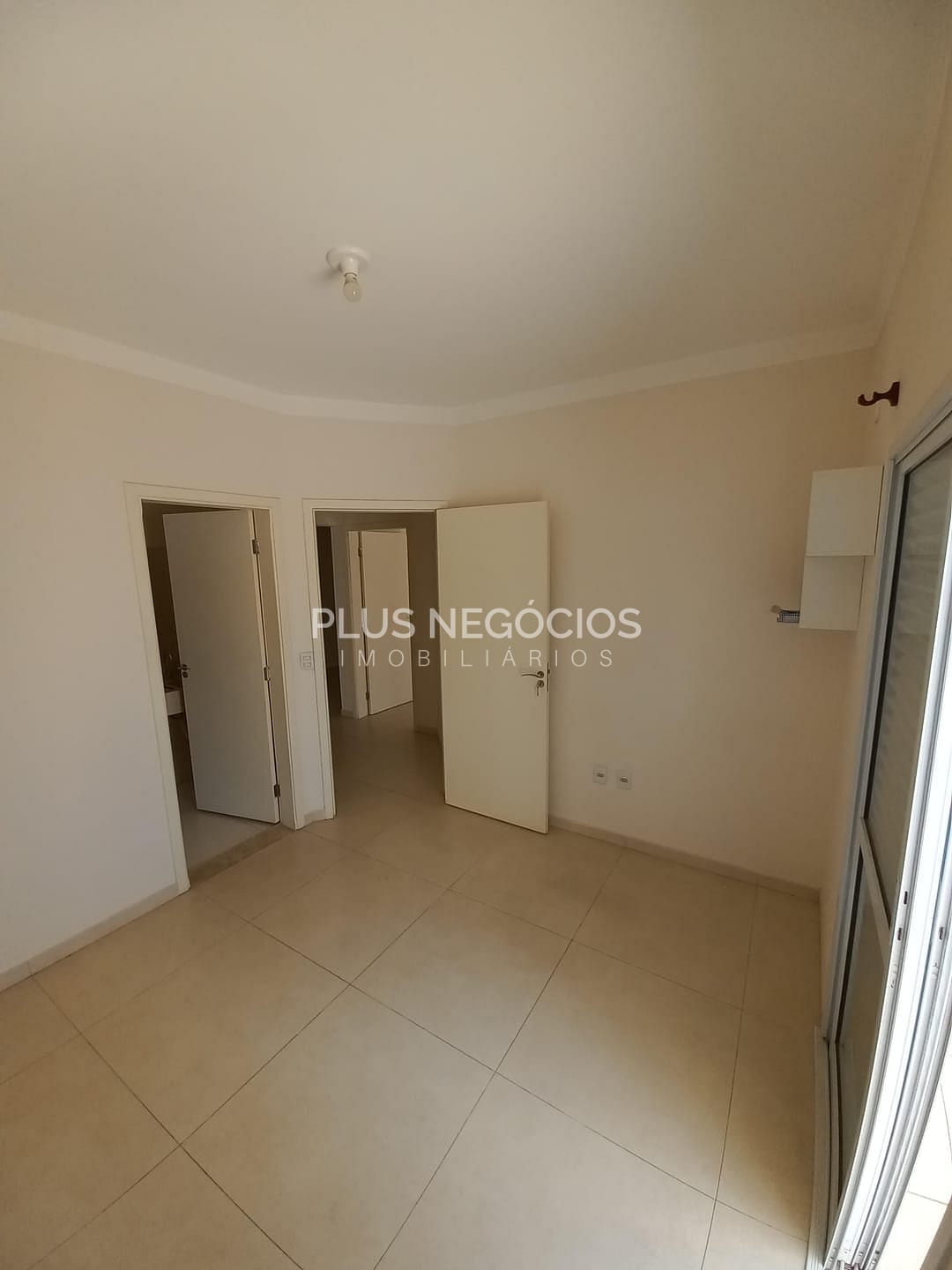 Casa, 3 quartos, 244 m² - Foto 10