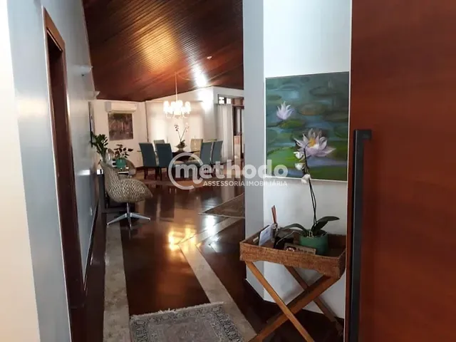 Casa com 380m² 4 quartos e 6 banheiros, à venda, no bairro Parque Taquaral em Campinas