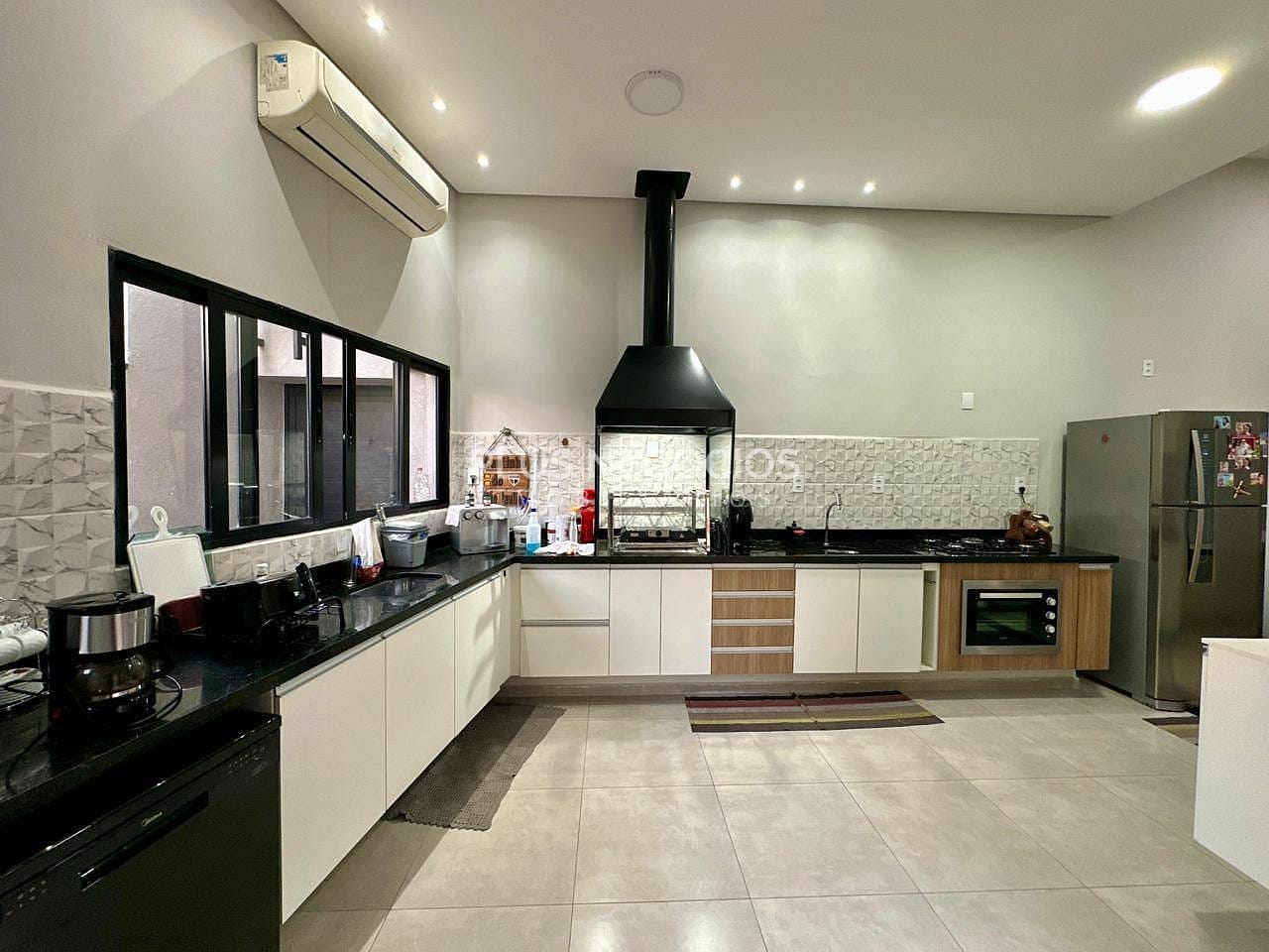 Casa, 3 quartos, 174 m² - Foto 13