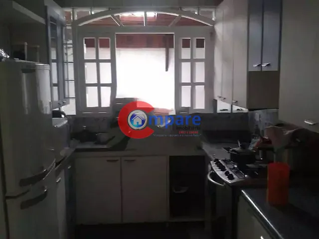 Casa 3 quartos e 1 banheiro, à venda, no bairro Jardim Adriana em Guarulhos