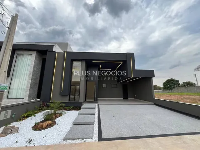 Casa com 300m² 3 quartos e 5 banheiros, à venda, no bairro Jardim Vila São Domingos em Sorocaba