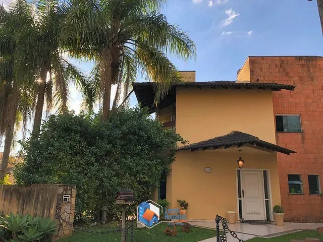 Casa com 597m² 4 quartos e 5 banheiros, à venda, no bairro São Paulo II em Cotia