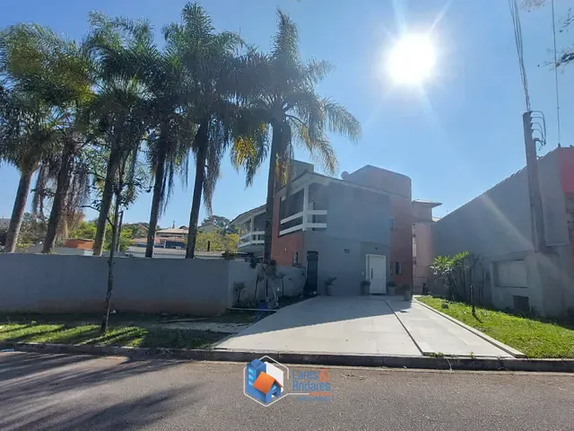 Casa com 597m² 4 quartos e 5 banheiros, à venda, no bairro São Paulo II em Cotia