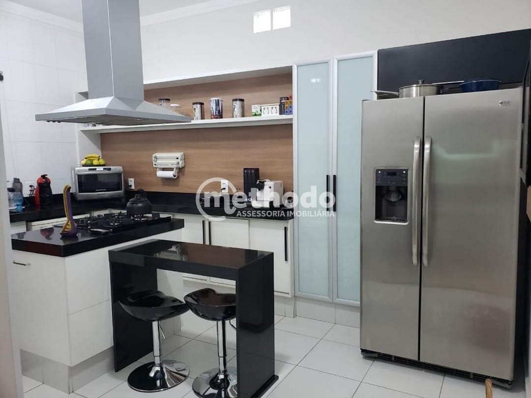 Casa, 3 quartos, 235 m² - Foto 6