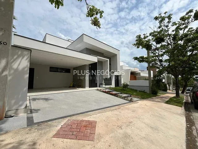 Casa com 300m² 3 quartos e 5 banheiros, à venda, no bairro Além Ponte em Sorocaba