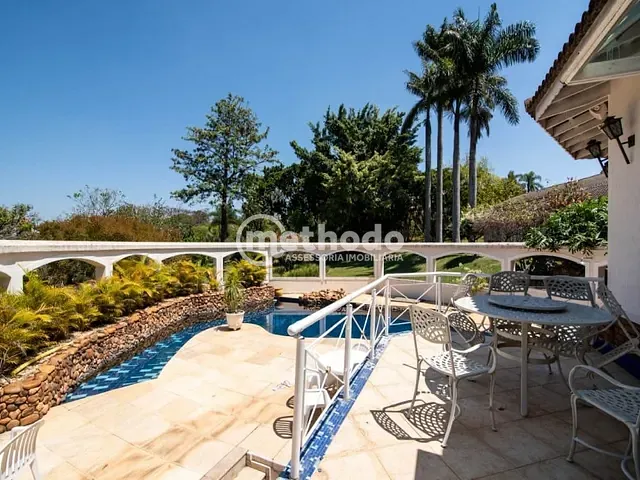 Casa com 6000m² 4 quartos e 6 banheiros, à venda ou para alugar, no bairro Dois Córregos em Valinhos