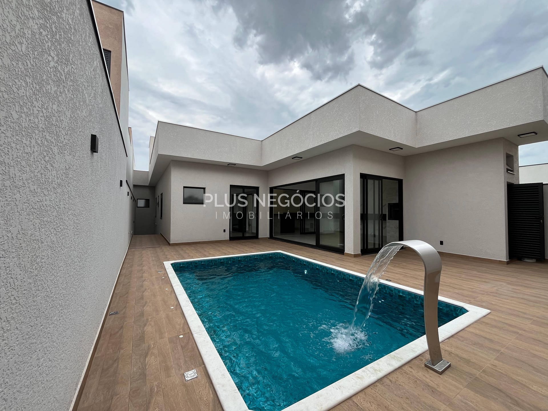 Casa, 4 quartos, 260 m² - Foto 28