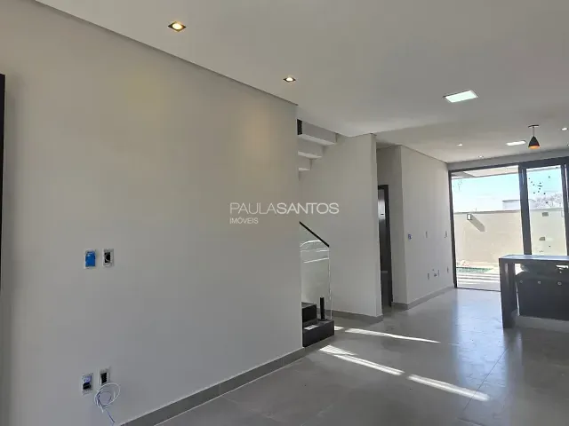 Casa 3 quartos e 4 banheiros, à venda, no bairro Cajuru do Sul em Sorocaba