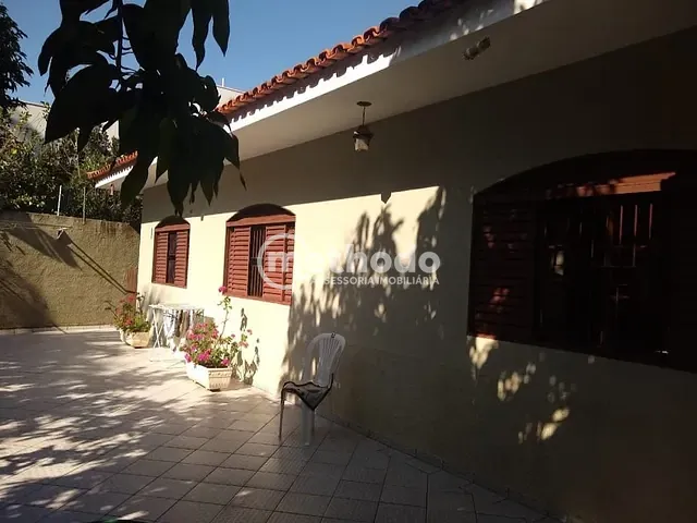 Casa com 1000m² 4 quartos e 2 banheiros, à venda, no bairro Jardim Novo Barão Geraldo em Campinas