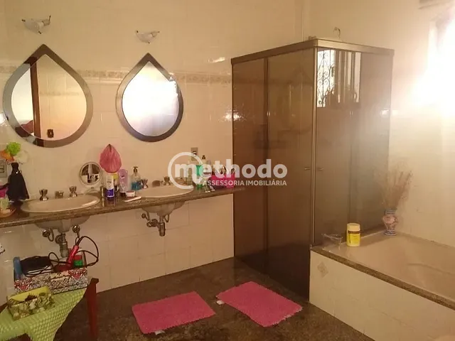 Casa com 1000m² 4 quartos e 2 banheiros, à venda, no bairro Jardim Novo Barão Geraldo em Campinas