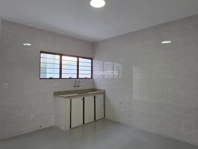 Casa para alugar, no bairro Vila Hortência em Sorocaba