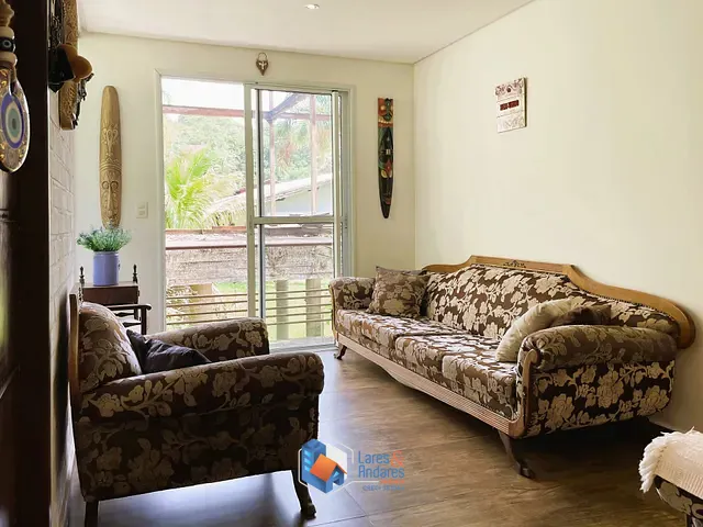 Casa com 568m² 5 quartos e 5 banheiros, à venda, no bairro Granja Carneiro Viana em Cotia