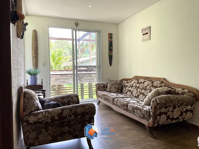 Casa com 568m² 5 quartos e 5 banheiros, à venda, no bairro Granja Carneiro Viana em Cotia