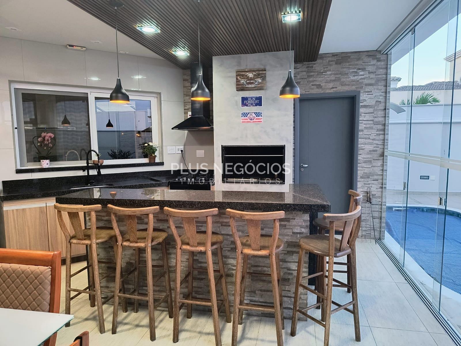 Casa, 3 quartos, 324 m² - Foto 21