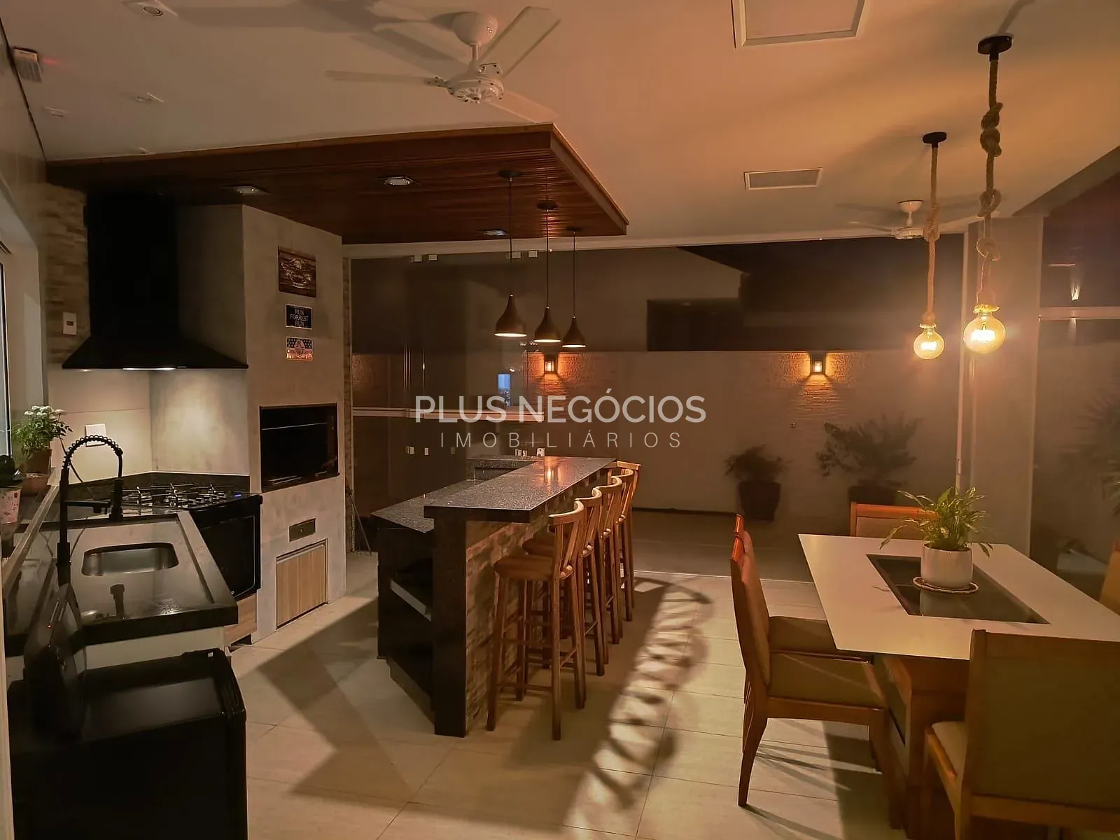 Casa, 3 quartos, 308 m² - Foto 8