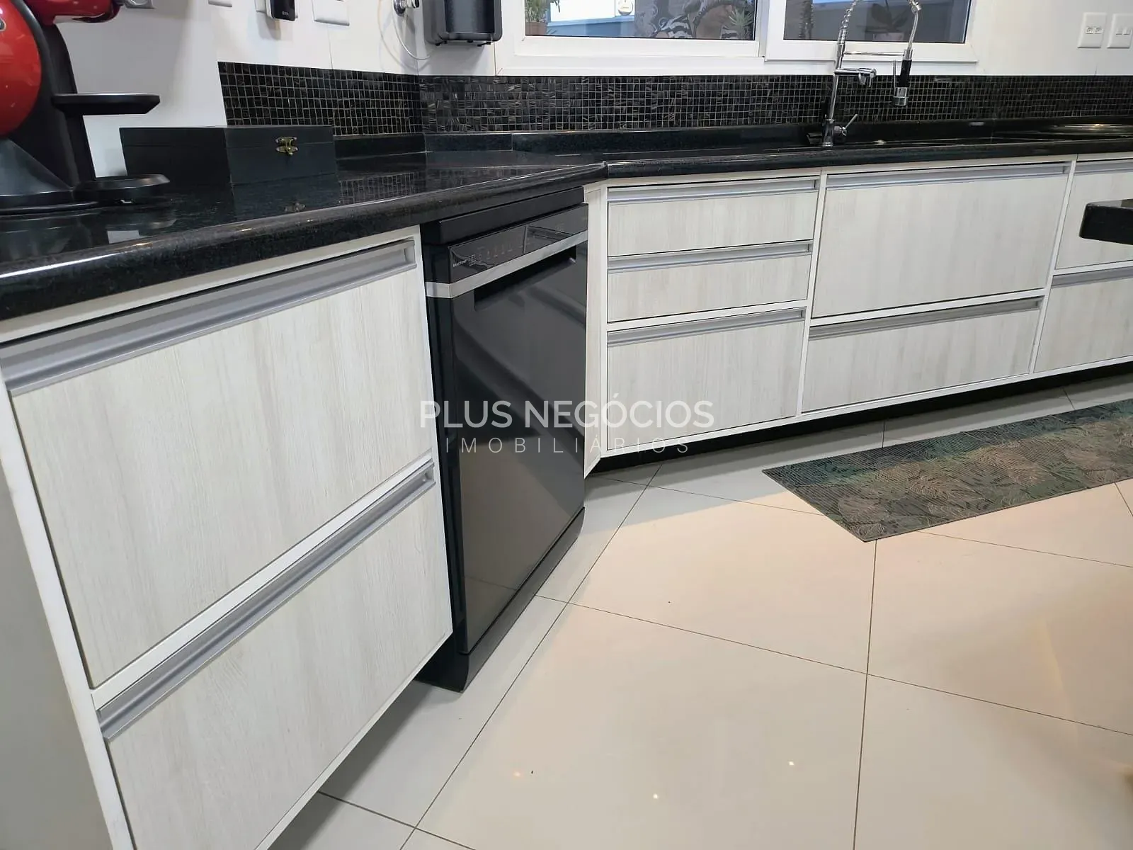 Casa, 3 quartos, 308 m² - Foto 14