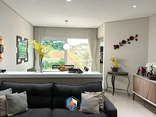 Casa com 414m² 5 quartos e 6 banheiros, à venda, no bairro Parque Nova Jandira em Jandira