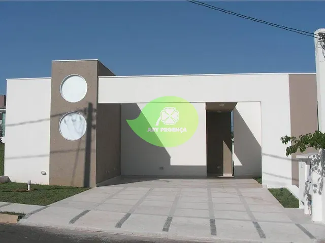 Casa com 250m² 3 quartos e 1 banheiro, à venda, no bairro Centro em Araçoiaba da Serra