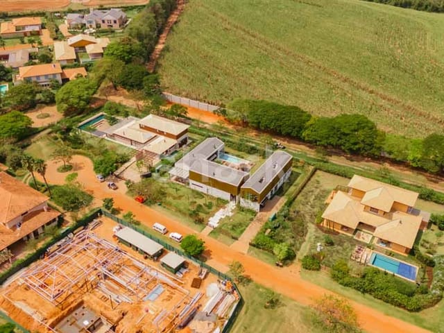 Casa com 1980m² 7 quartos e 9 banheiros, à venda, no bairro Fazenda Santo Antonio - Haras Larissa em Monte Mor
