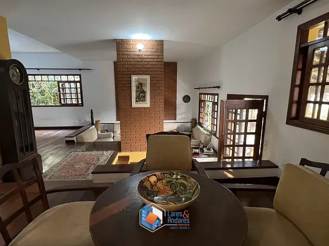 Casa com 420m² 3 quartos e 3 banheiros, à venda, no bairro San Diego Park em Cotia