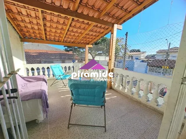 Casa com 130m² 4 quartos e 3 banheiros, à venda, no bairro Jardim das Indústrias em São José dos Campos