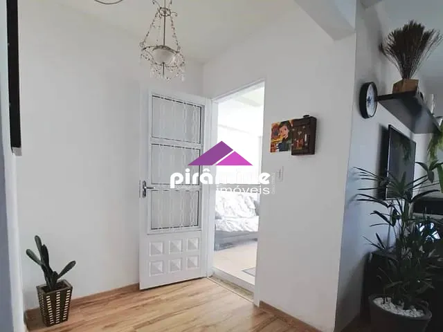 Casa com 130m² 4 quartos e 3 banheiros, à venda, no bairro Jardim das Indústrias em São José dos Campos