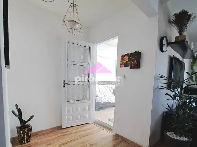Casa com 130m² 4 quartos e 3 banheiros, à venda, no bairro Jardim das Indústrias em São José dos Campos