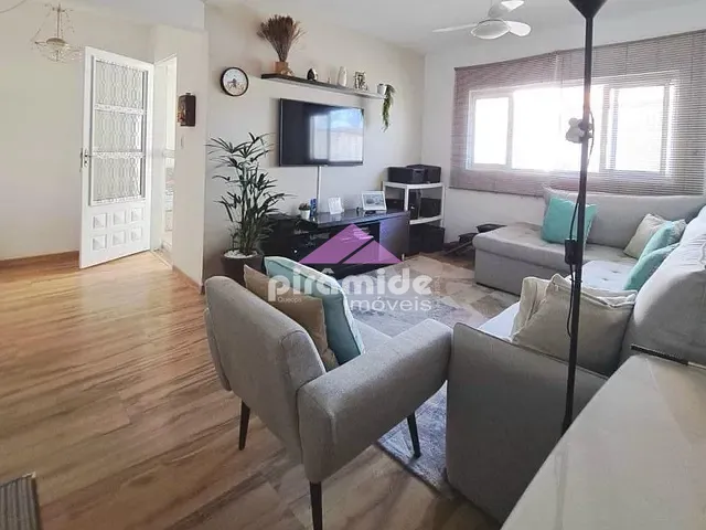 Casa com 130m² 4 quartos e 3 banheiros, à venda, no bairro Jardim das Indústrias em São José dos Campos